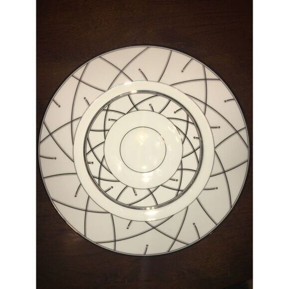Waterford MERRILL 10 3/4" Dinner Plate And 5 3/4" Saucer